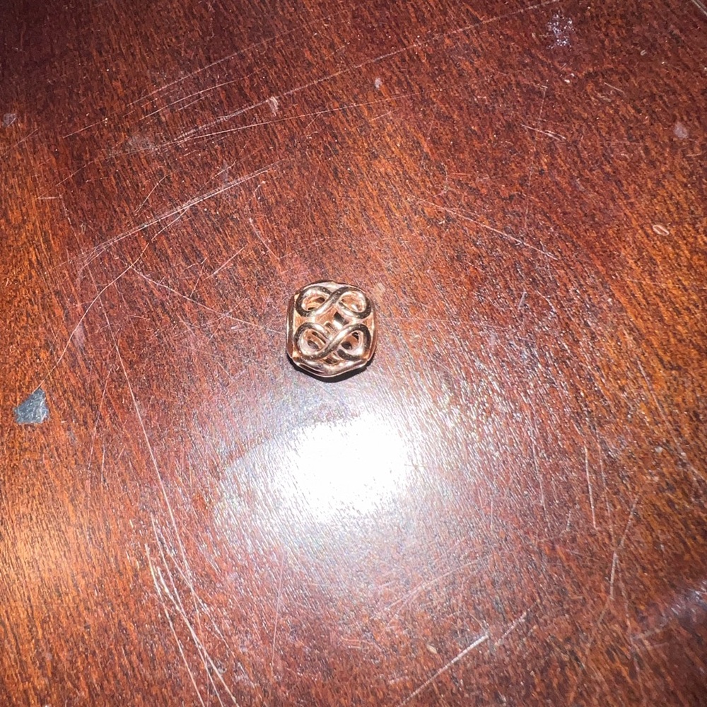 Solid Rose Gold Infinity ♾️ Pandora Charm💎 - Picture 4 of 7
